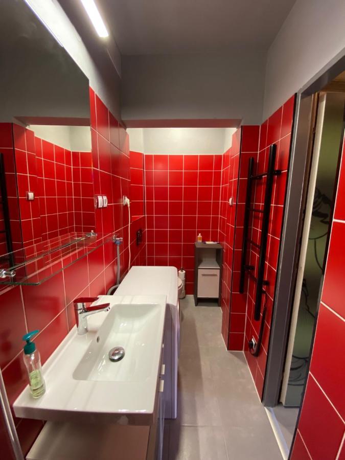 Apartment B42 Bed And Cafe プラハ エクステリア 写真
